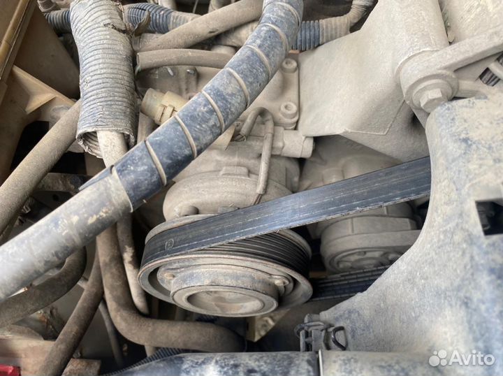 Компрессор кондиционера 3.9 Land Rover Discovery 1