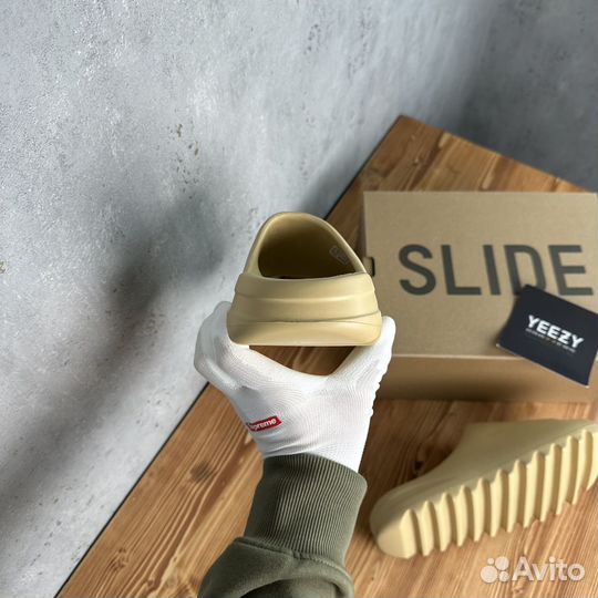 Adidas Yeezy Slide Desert Sand