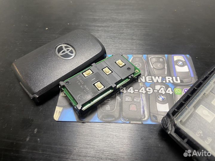 Ключ Toyota Sienta 14FAC-01