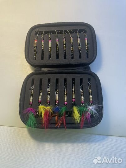 Набор из 16 блёсен