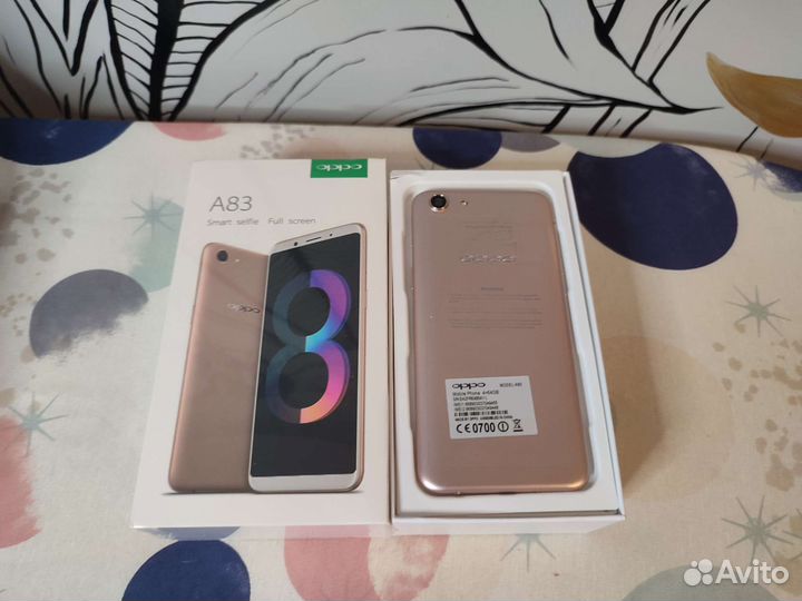 Смартфон Oppo A83