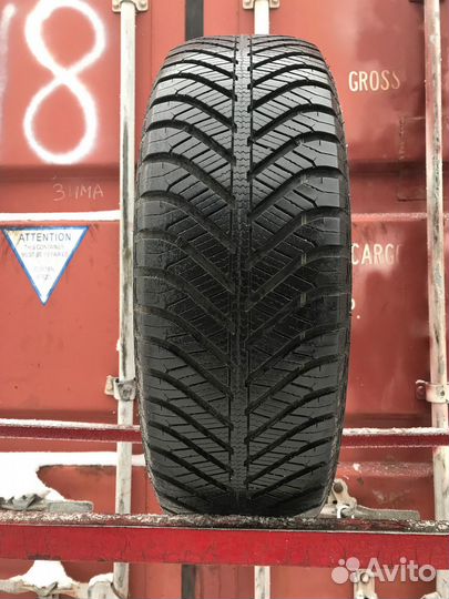 Goodyear Vector 4Seasons 215/60 R17