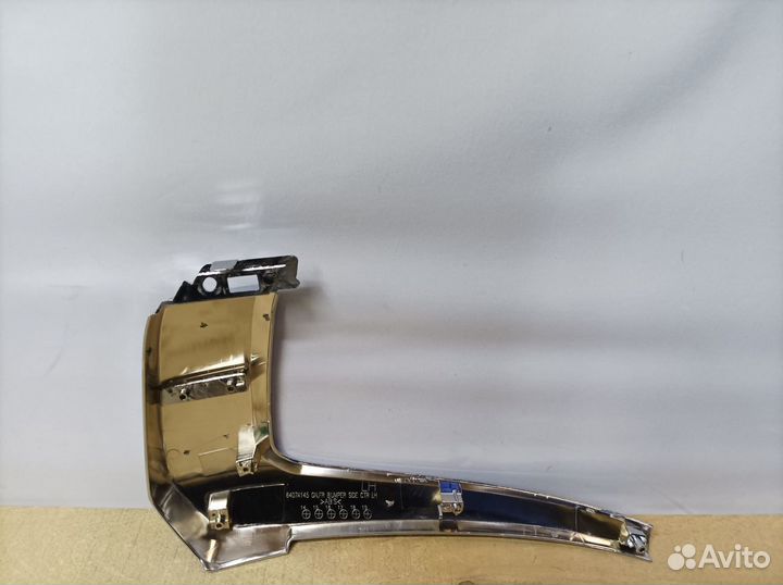 Накладка переднего бампера Митсубиси Аутлендер