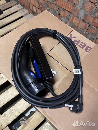 Зарядный кабель для электромобиля ford