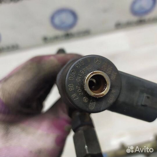 Топливная форсунка Mercedes Om612