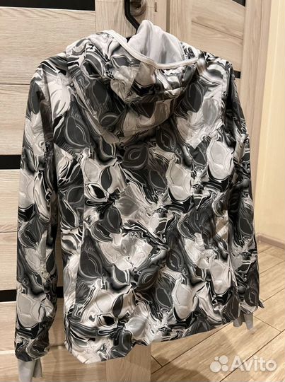 Горнолыжная куртка volkl