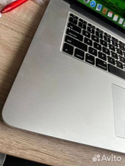Идеальный MacbookPro 15 2015, A1398, 200 циклов