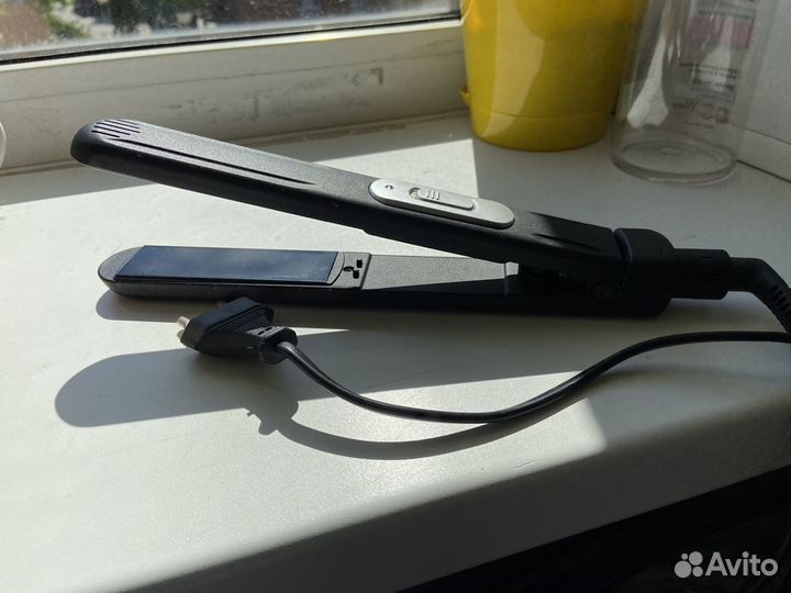 Выпрямитель для волос