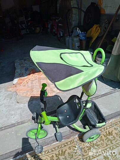 Трехколесный велосипед