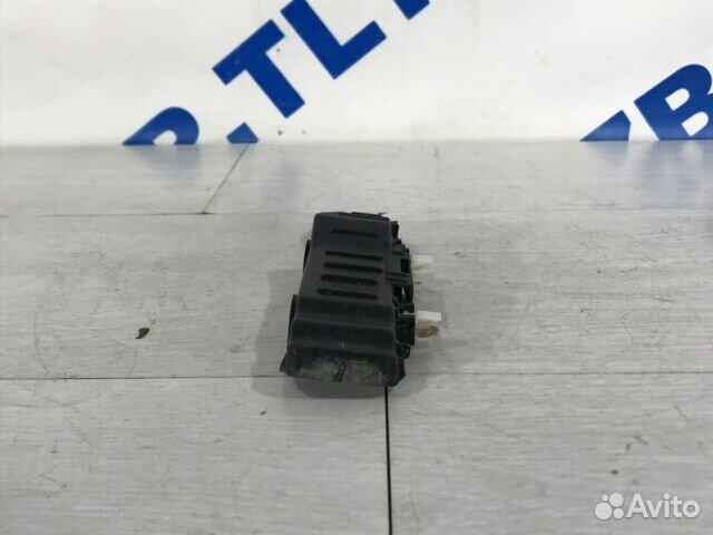 Кронштейн переднего бампера правый hyundai solaris