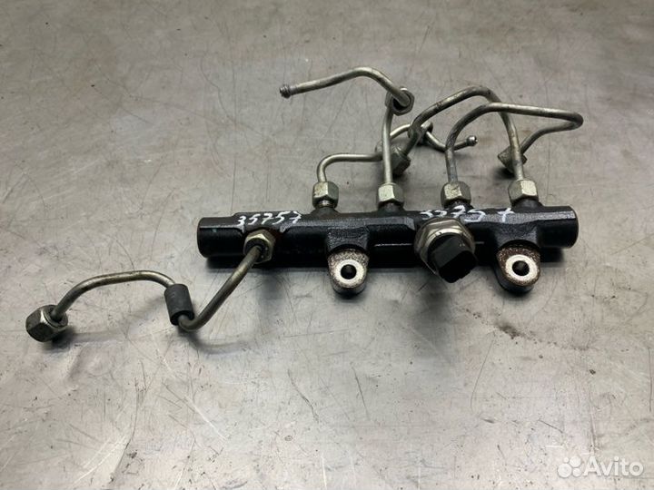 Рампа топливная Renault Megane универсал K9K 636