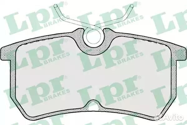 05P697 Колодки тормозные дисковые