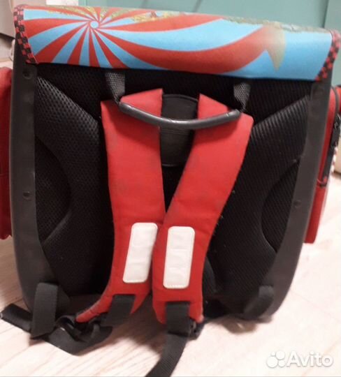 Рюкзак школьный