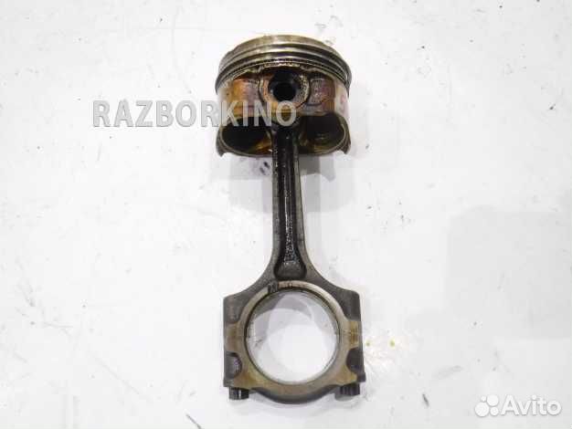 Поршень с шатуном Мазда
