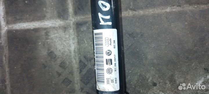 Volkswagen polo привод левый