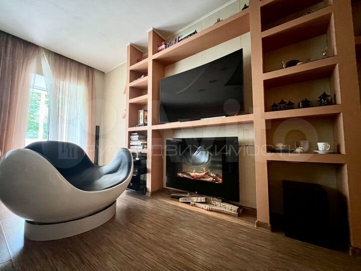 4-к. квартира, 112 м², 3/5 эт.