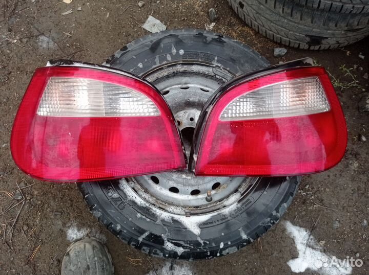 Задние фонари на renault logan 2