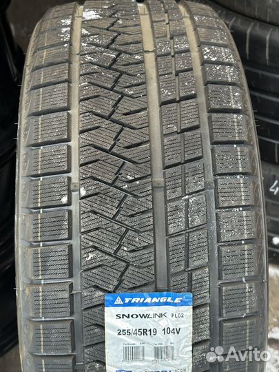 Triangle Snowlink PL02 255/45 R19 104V