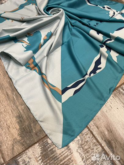 Шелковый платок Dior бирюза и мята новый