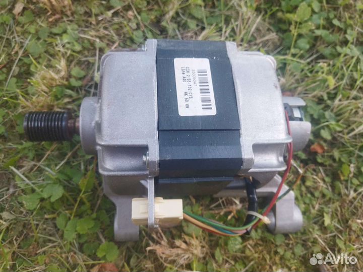 Двигататель стиральной машины