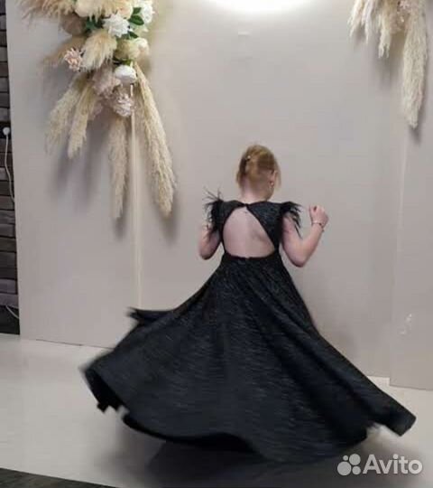 Платье для девочки.прокат