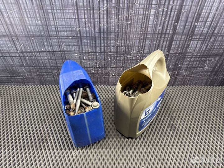 Болты и гайки Chevrolet Trailblazer GMT360 LL8