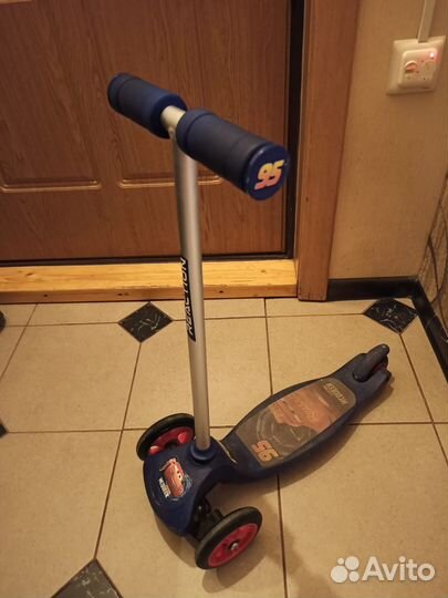 Продам детский самокат