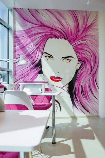 Рабочее место в новом салоне