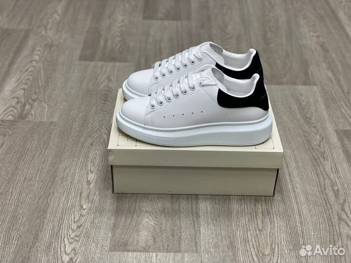 Кроссовки Alexander McQueen White Black (36-45)