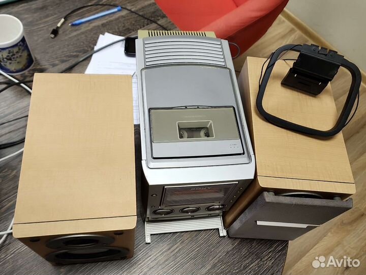 Муз центр кассета, MD, CD Sony cmt-m100md