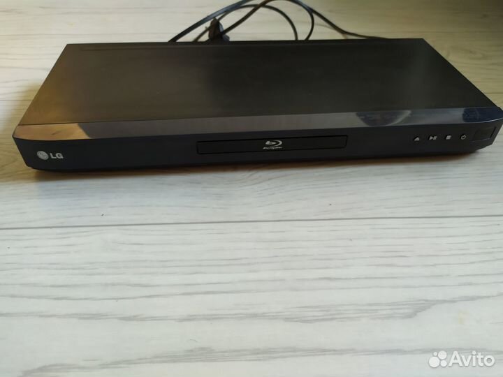 Bluray плеер LG
