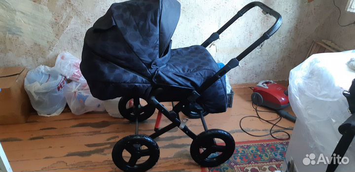 Коляска Geoby