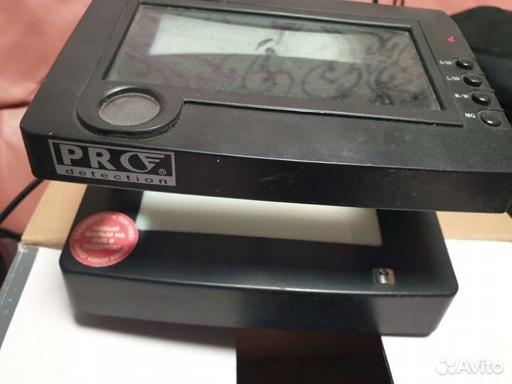 Японский детектор банкнот