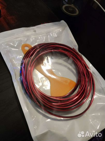 Молдинг красный для салона автомобиля (новый)