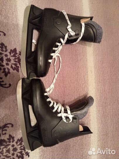 Коньки мужские размер 40.5