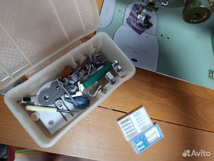 Швейная машинка veritas