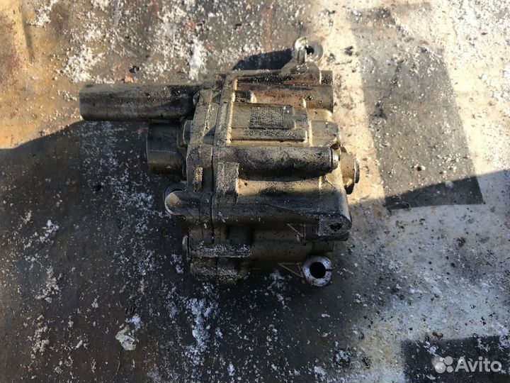 Насос масляный BMW X5 E70 N52 2007-2013