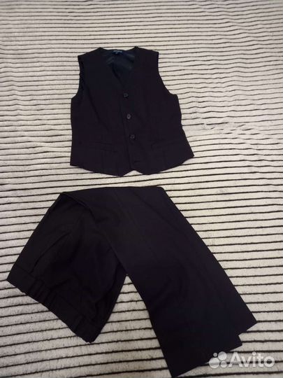 Жилетка и брюки для мальчика школьная