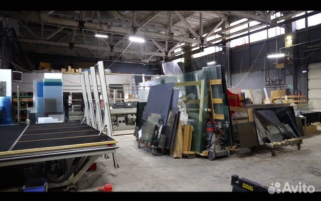 Дверь стеклянная межкомнатная