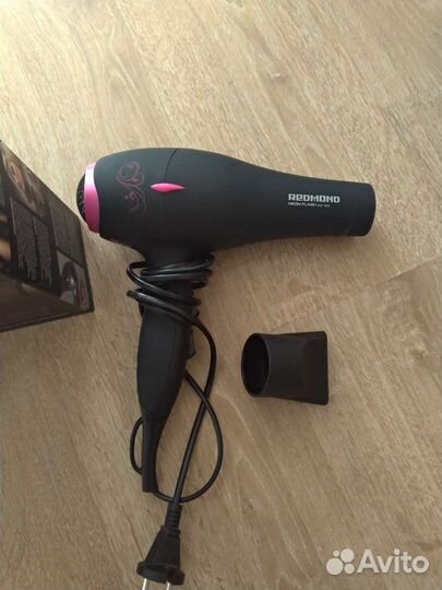 Фен redmond