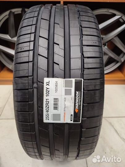 Hankook Ventus S1 Evo3 SUV K127A 255/40 R21 102Y