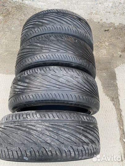 Vredestein Ultrac Sessanta 255/40 R21 110Y