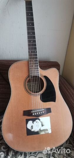 Гитара электроакустика