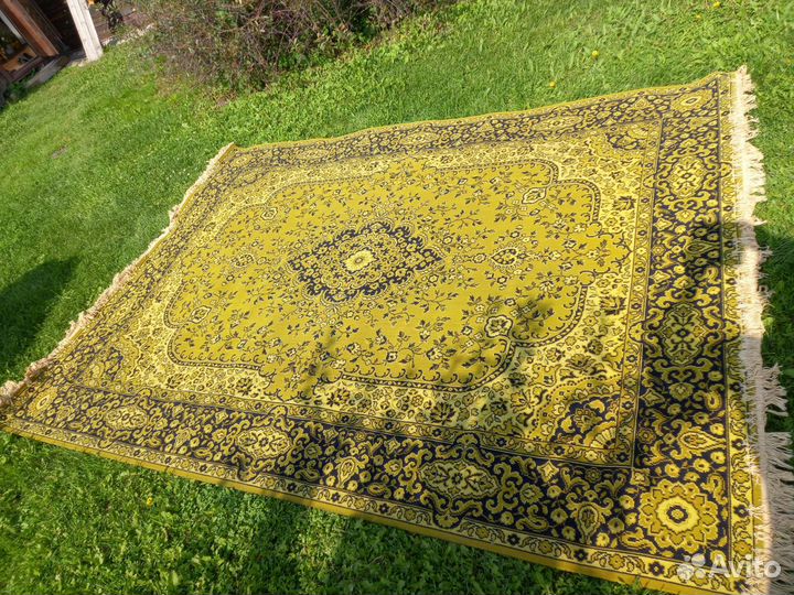 Ковер шерстяной