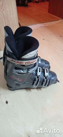 Горнолыжные ботинки 42-43 размер