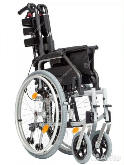 Кресло-коляска для инвалидов Ortonica Delux 500