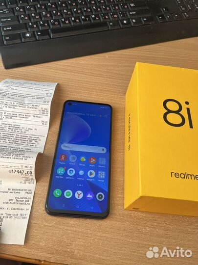 Телефон realme 8i