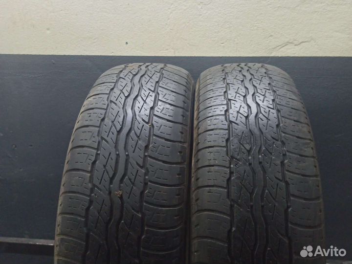 Bridgestone Dueler H/T D687 225/65 R17