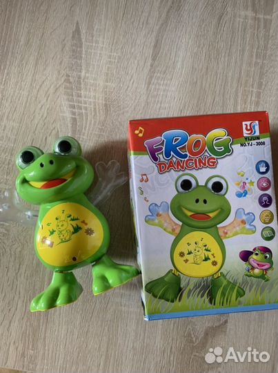 Интерактивная игрушка лягушонок