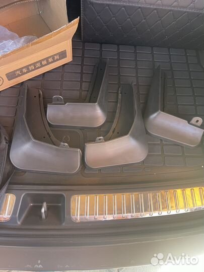 Продам брызговики на Li 7